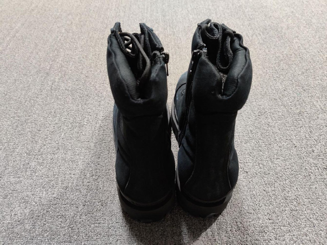 Dr.Martens Combat Boots - Durable Leather Military Style Footwear [12 styles] -3