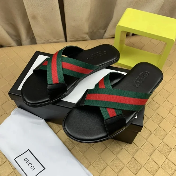  Gucci Web Slide Sandals [6 st
