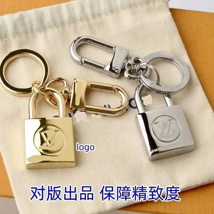 LOUIS VUITTON Lock Keychain [2 styles] -3