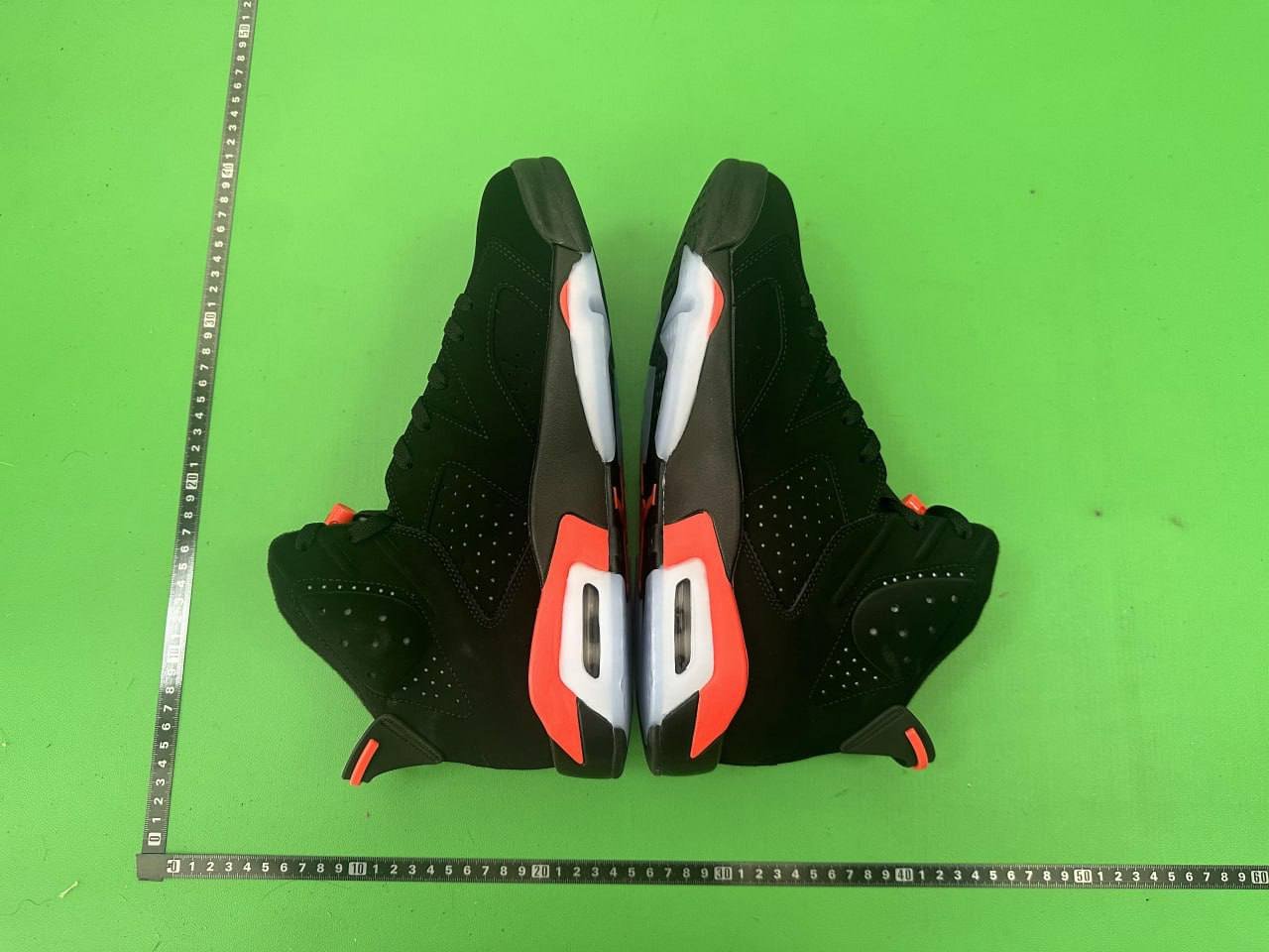 Air Jordan 6 Retro -3