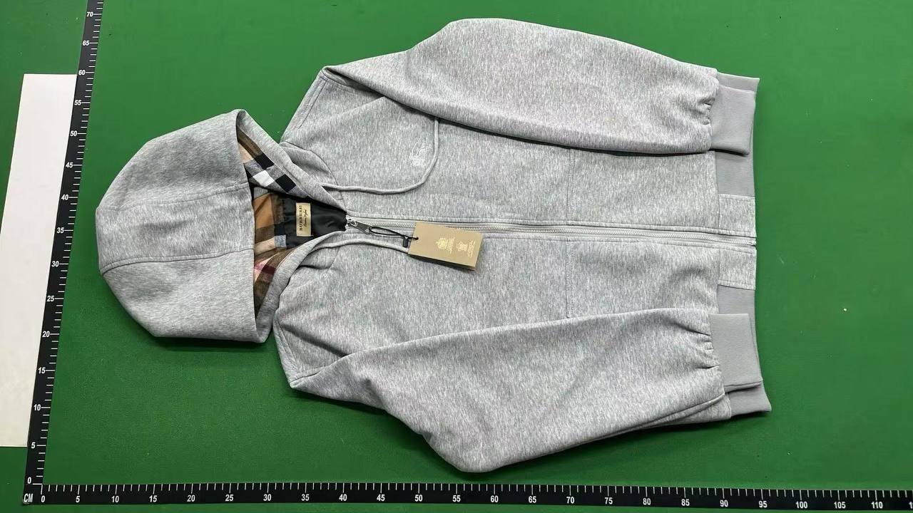Burberry hoodie  -2