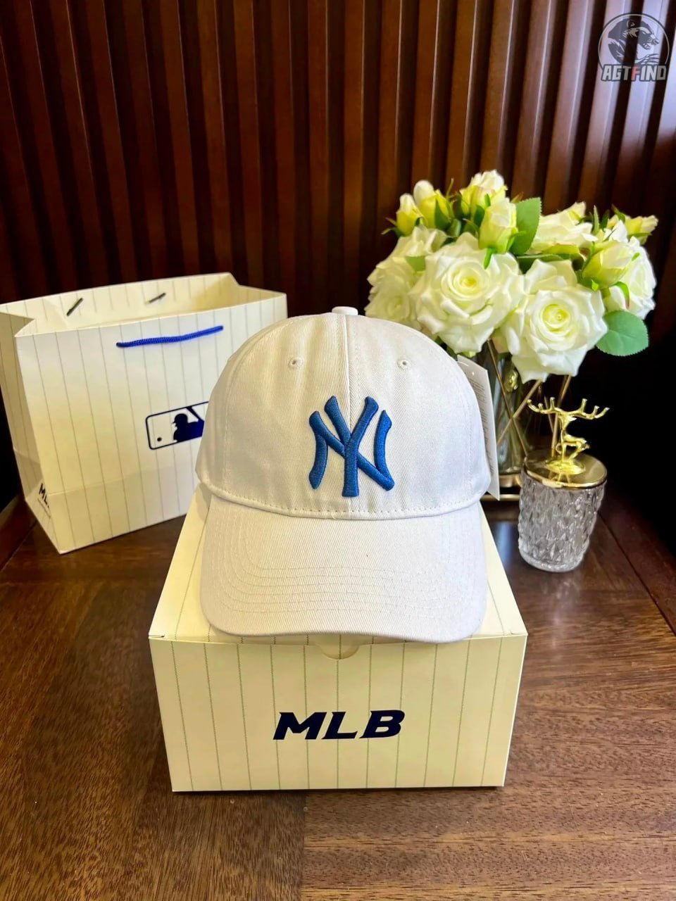 MLB hat -2