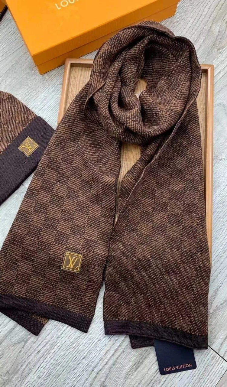 louis vuitton monogram shawl brown -3