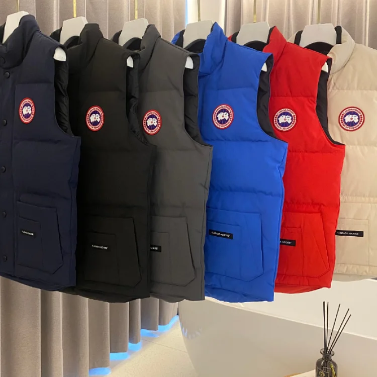 CANADA GOOSE vest