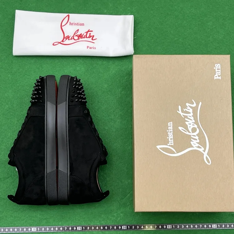 Christian Louboutin Spiked Sne