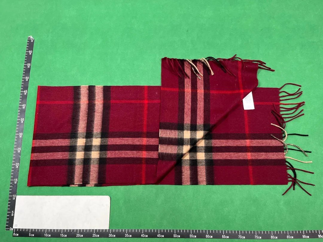 Burberry scarf -2