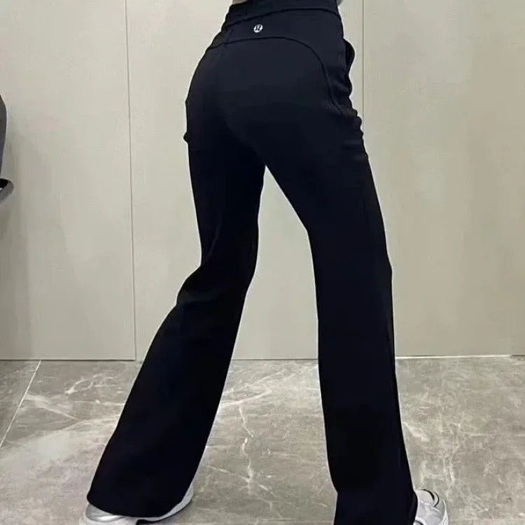 LULU sweatpants