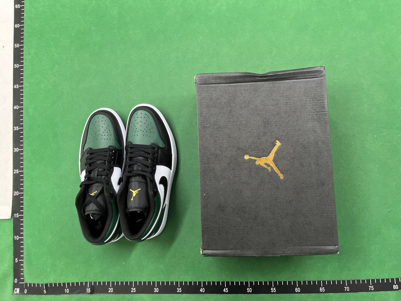 Jordan 1 Low                       -4