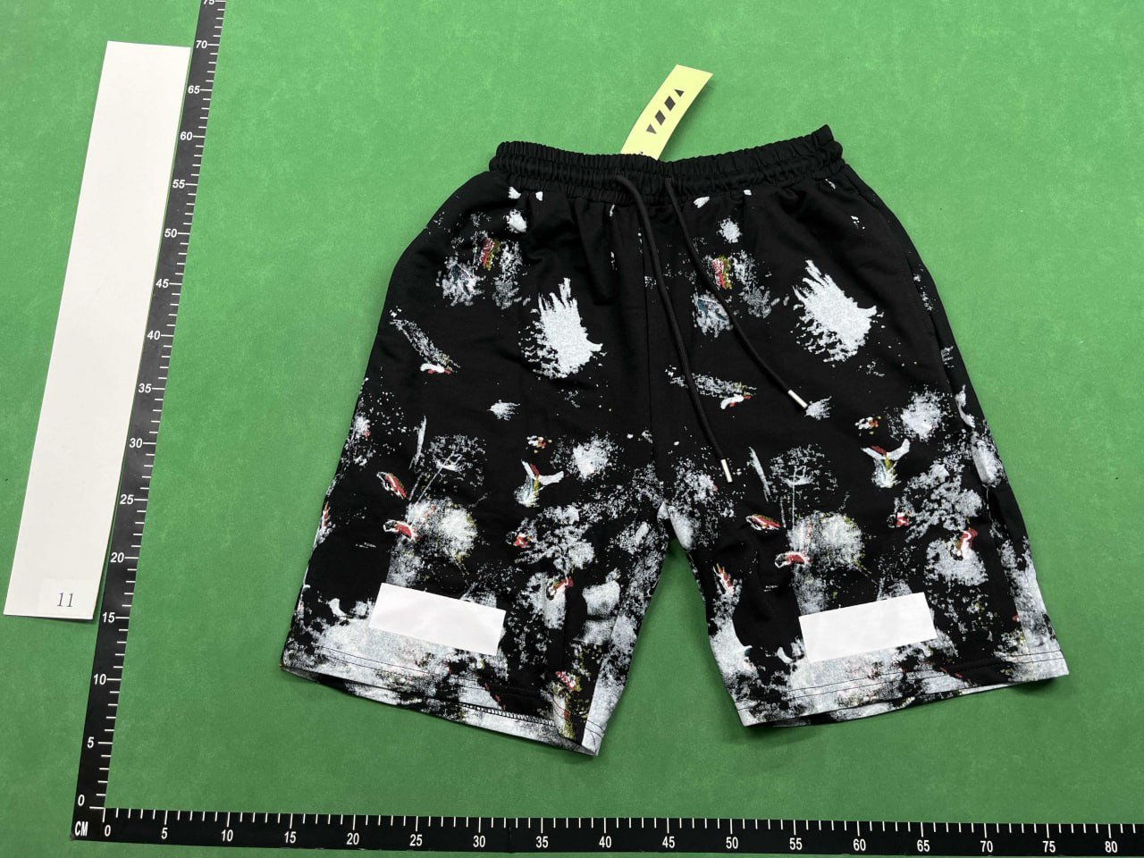  Off-White Shorts -4