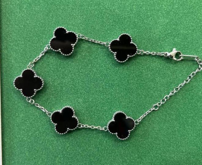 Van Cleef & Arpels bracelet  -3