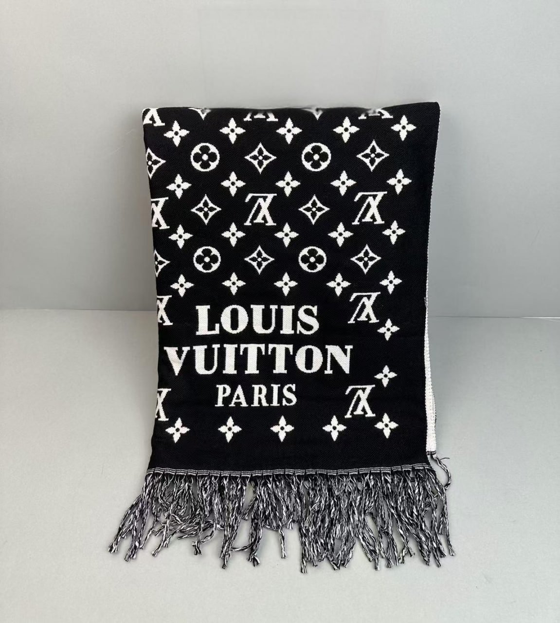 Louis Vuitton Scarf -3