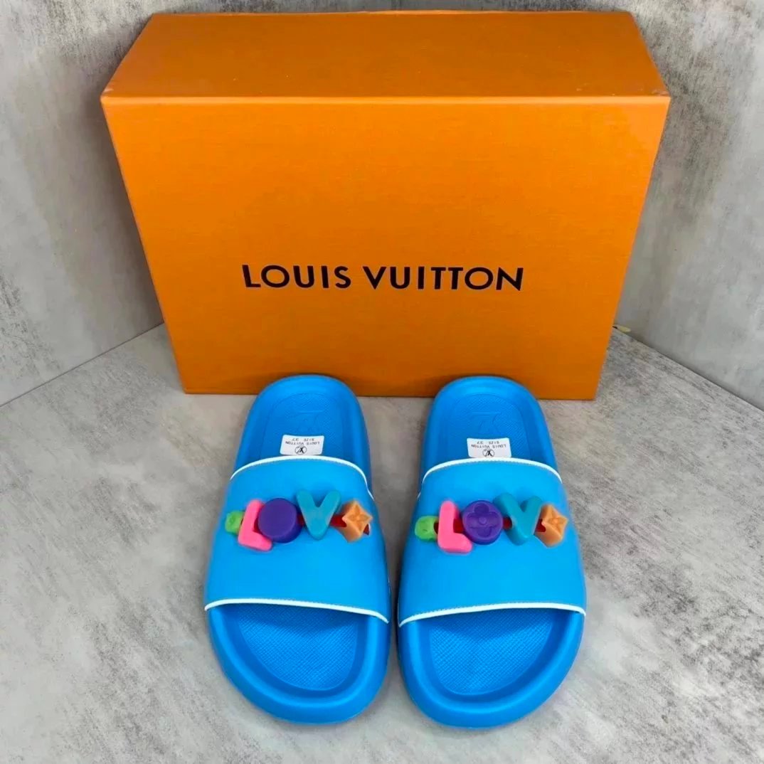 11 Louis Vuitton Slippers -2