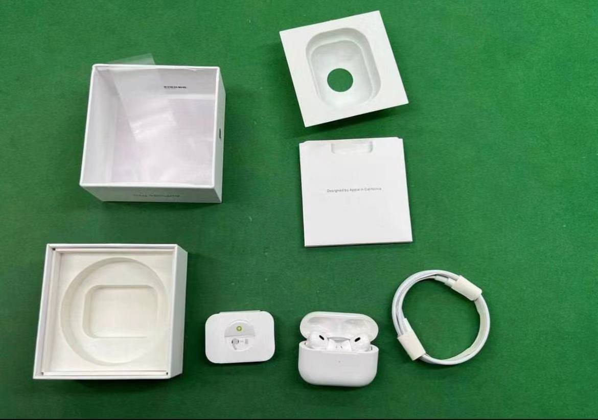 Apple AirPods Pro 2nd Generation [1 style] -4
