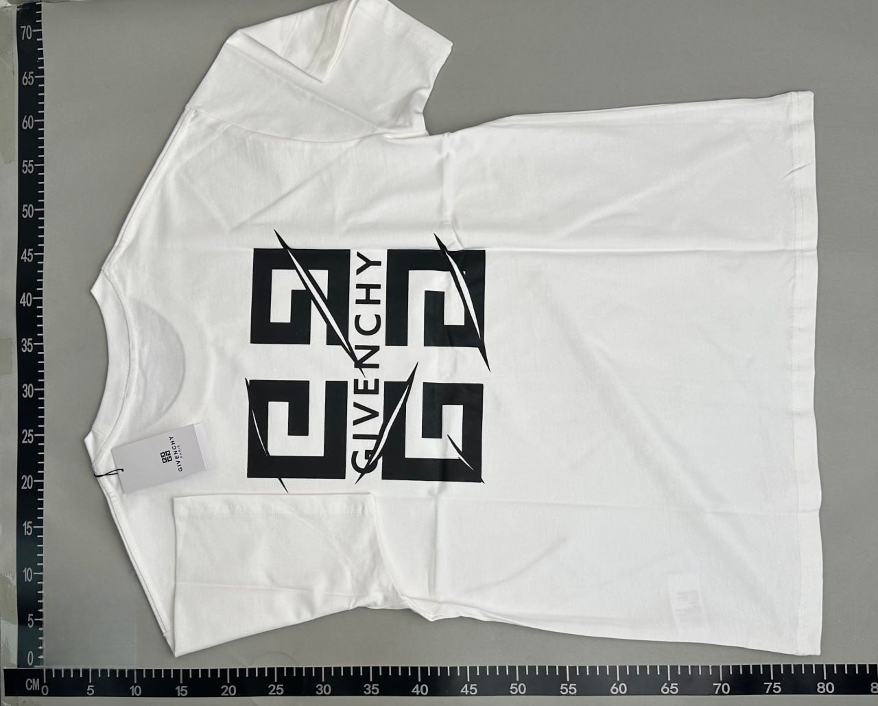 Givenchy 4G Logo T-Shirt [2 styles] -4