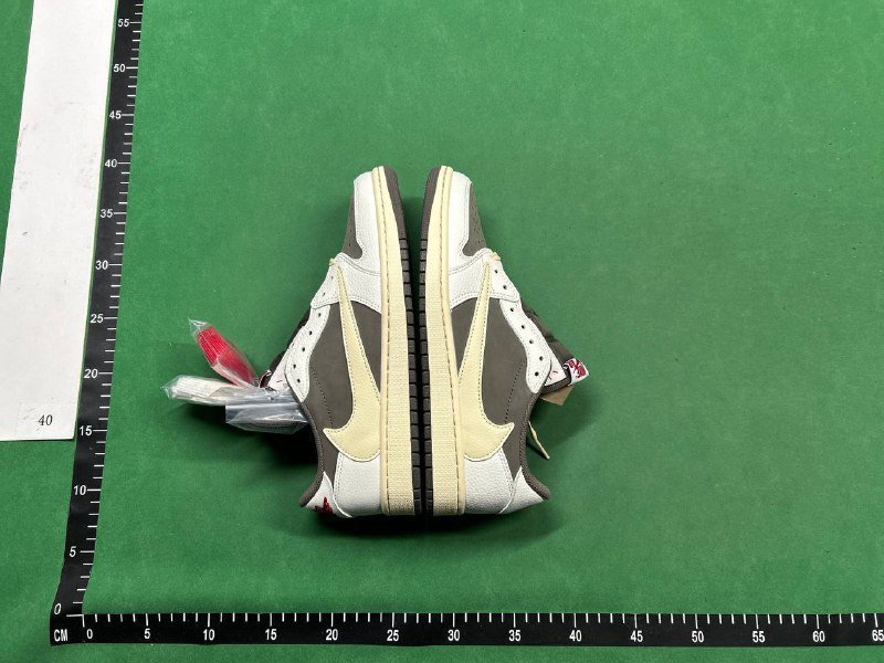 Travis Scott x Air Jordan 1 Low Sneakers [20 styles] -3