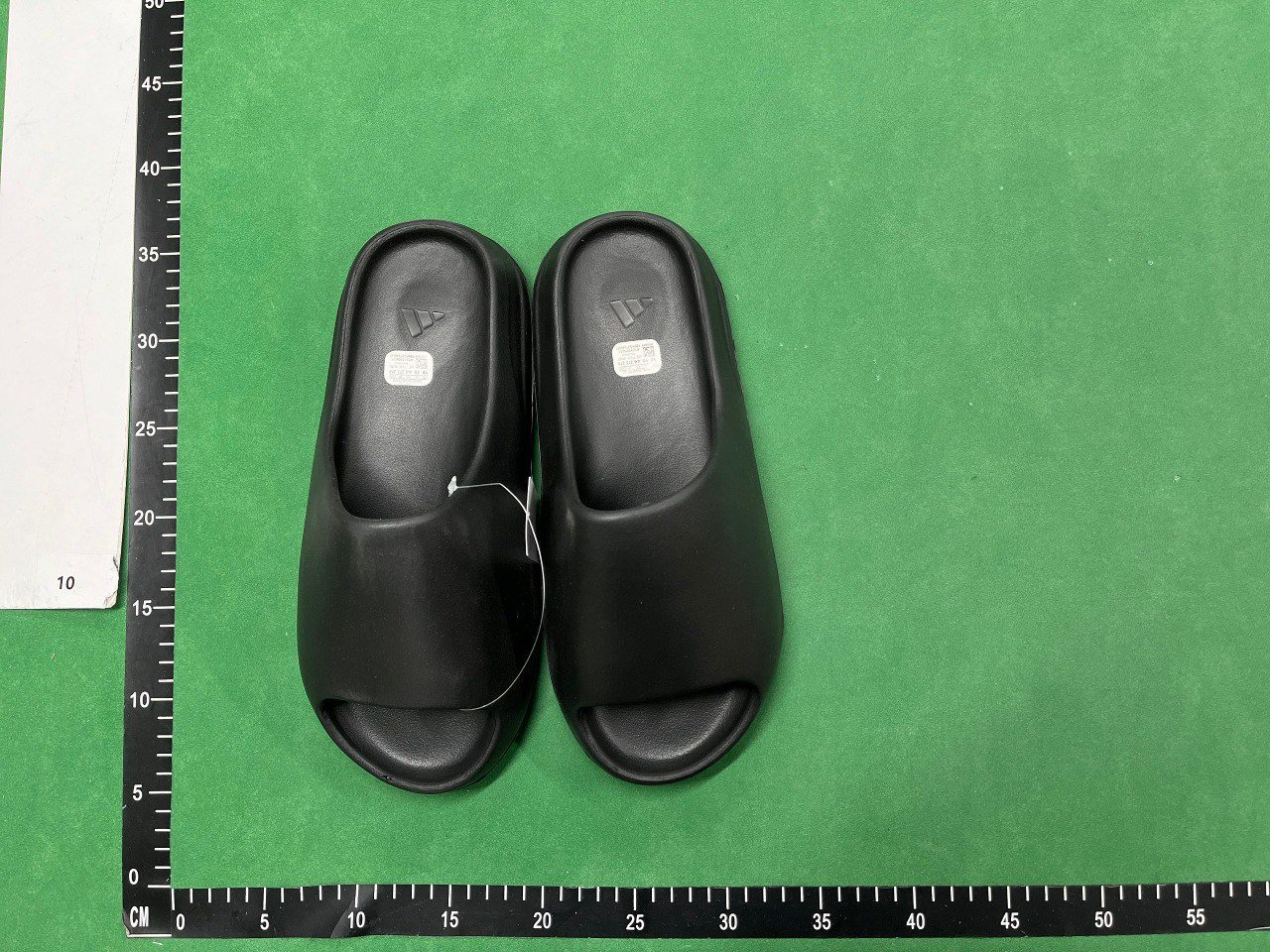 Adidas Yeezy Slide Sandals [8 styles] -2