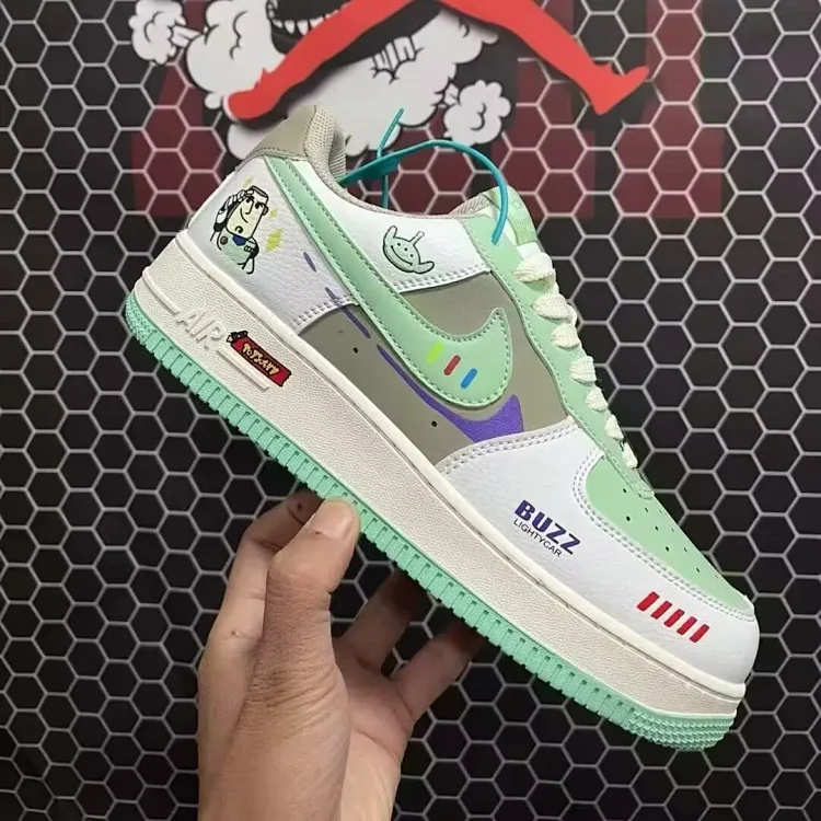 Nike Air Force 1 Sneakers [31 