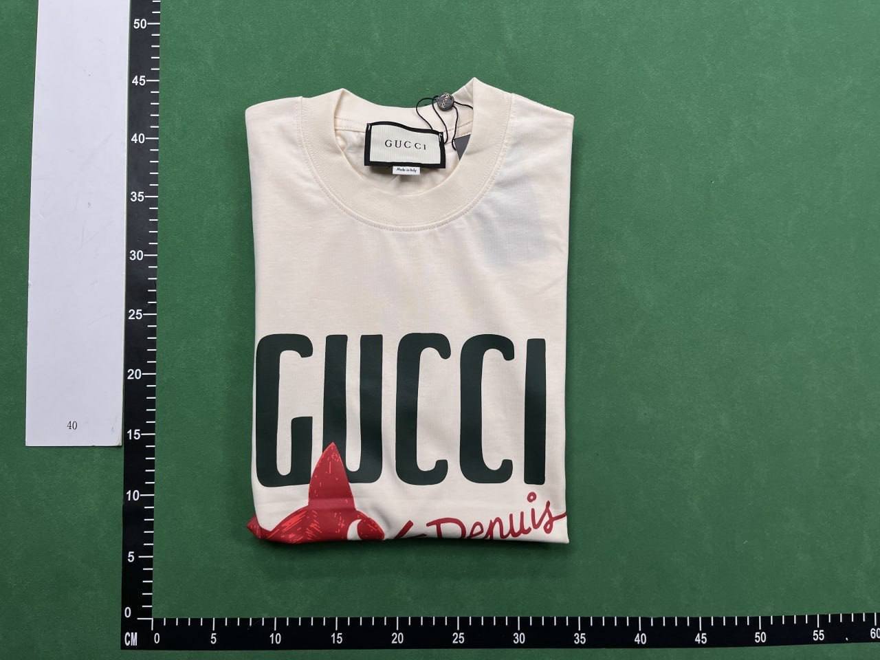 GUCCI Strawberry Rabbit T-Shirt [26 styles] -2