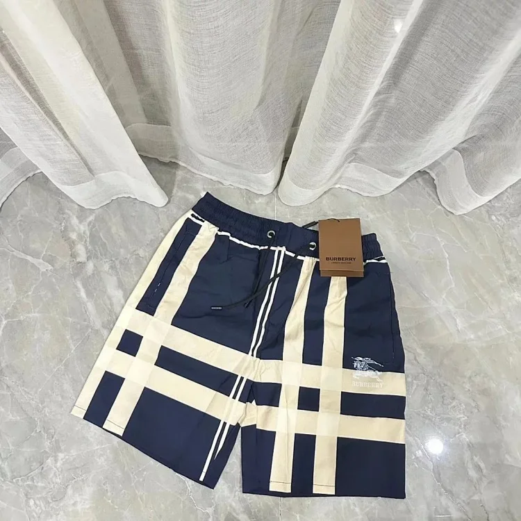  Burberry Check Print Shorts [