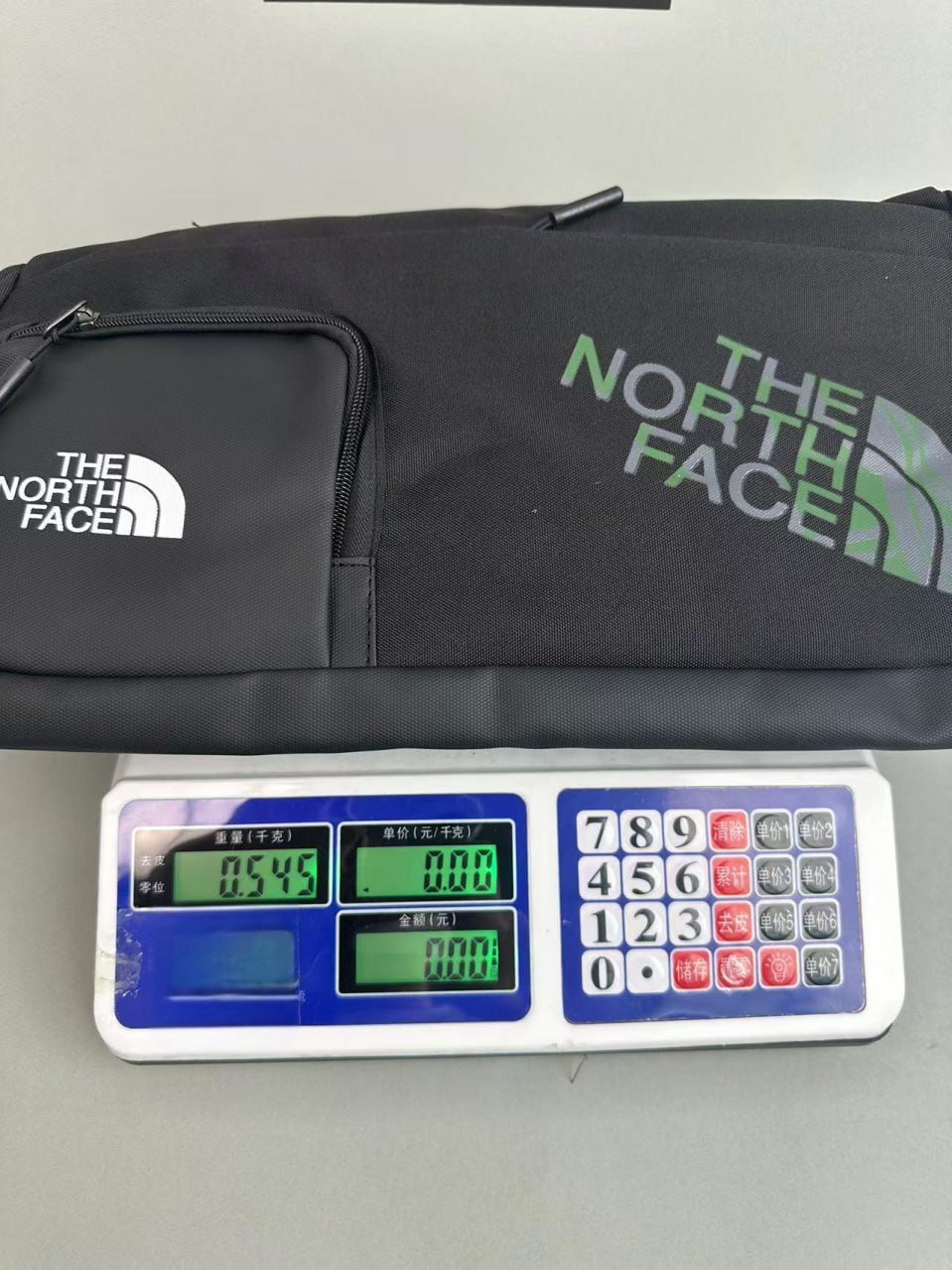 The North Face BorealisDaypackDuffel Bags [39 styles] -4