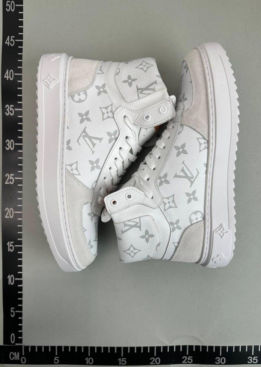 Louis Vuitton High-Top Sneakers [14 styles] -4