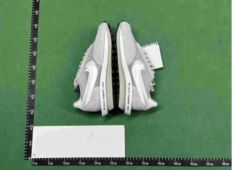 Sacai x Nike Waffle  -3