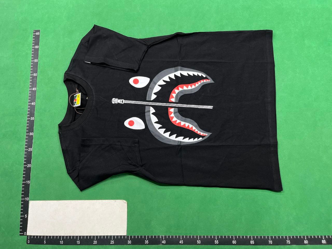  Bape T-shirt  (40 CP) -3