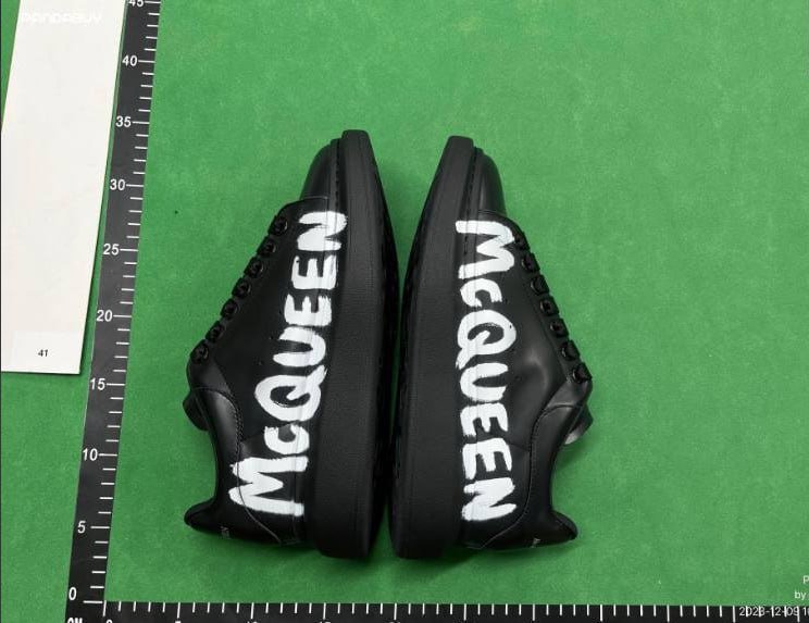  Alexander McQueen -3