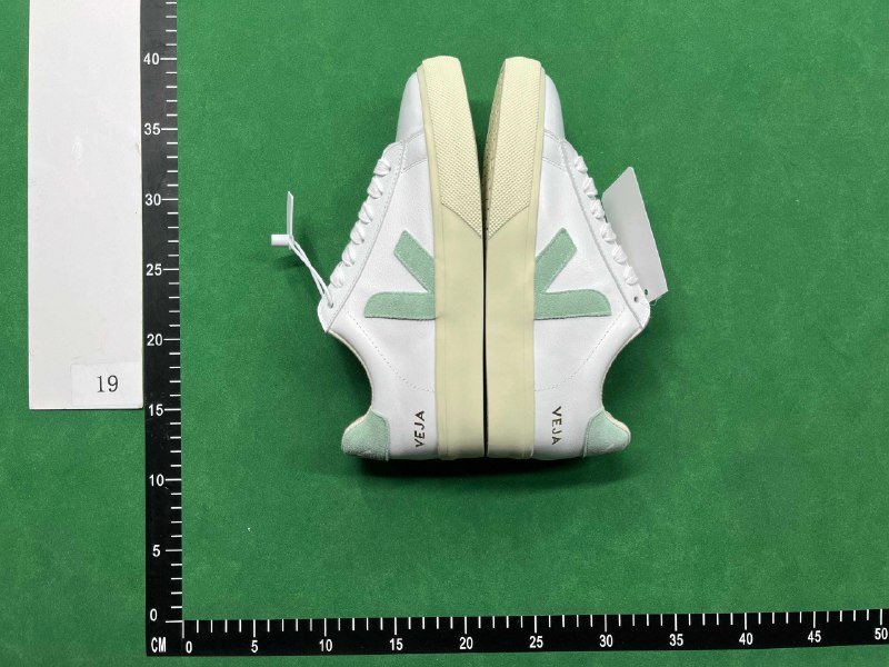 VEJA white shoes                                                                                                      -2