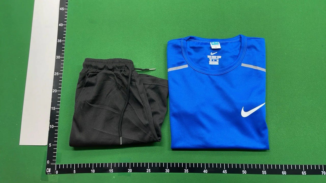 Nike  Suit  (Super low price sales) Limited quantityE -4