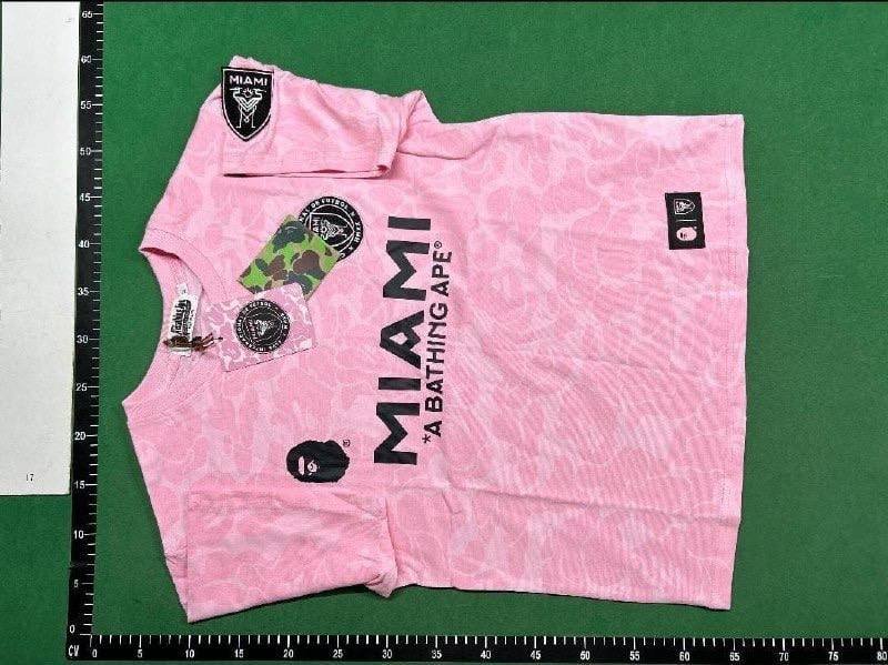 B__ape T-shirt  (40 CP) -2