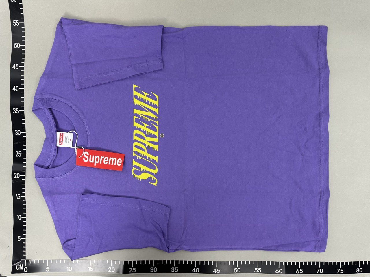 SUPREME TEE -4