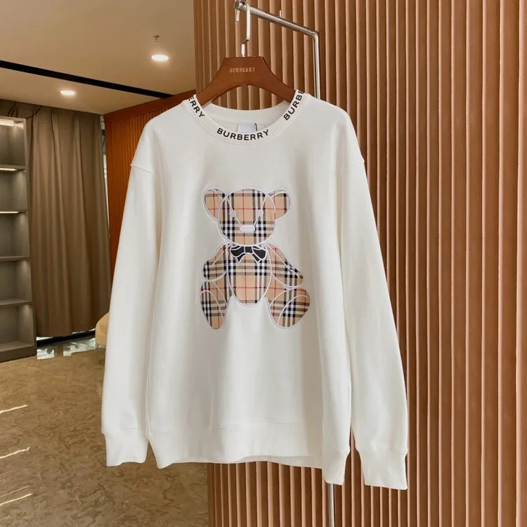  Burberry sweatshirt