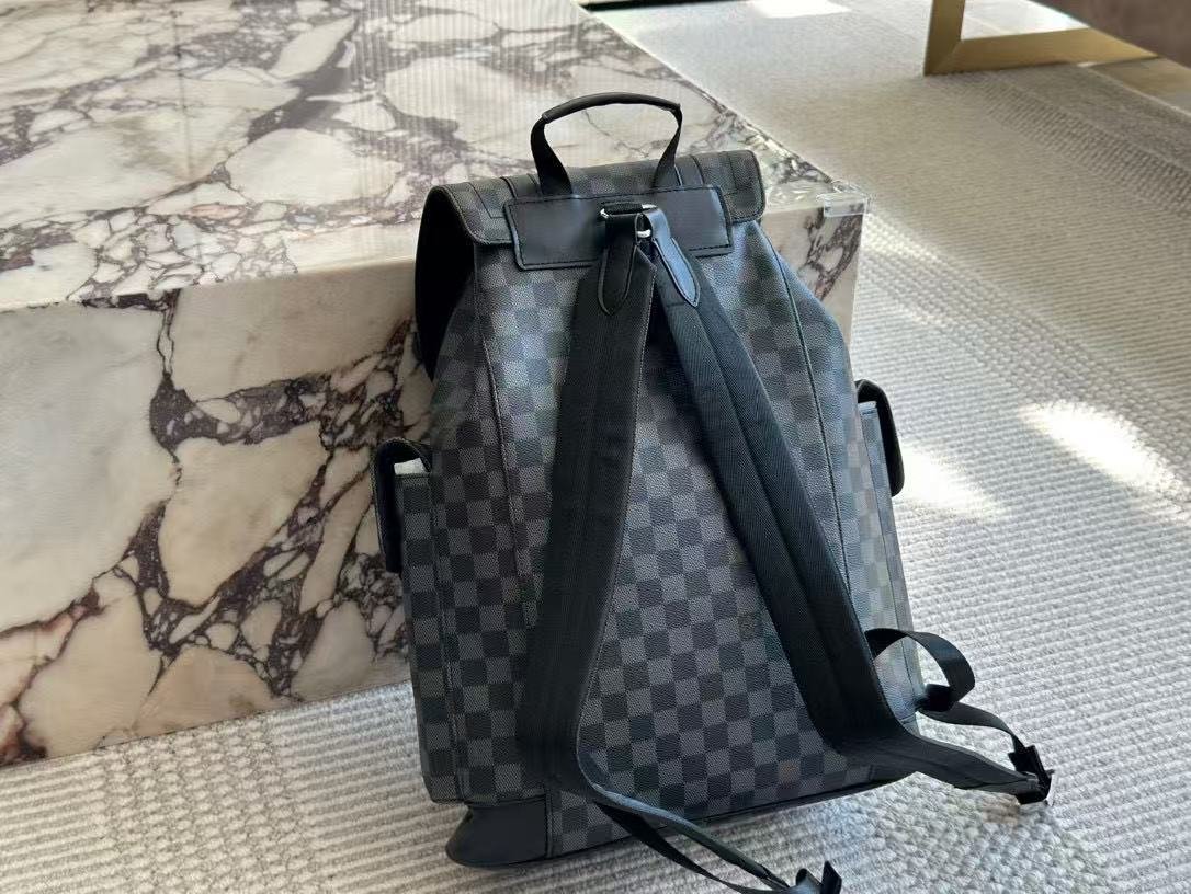 Louis Vuitton -4