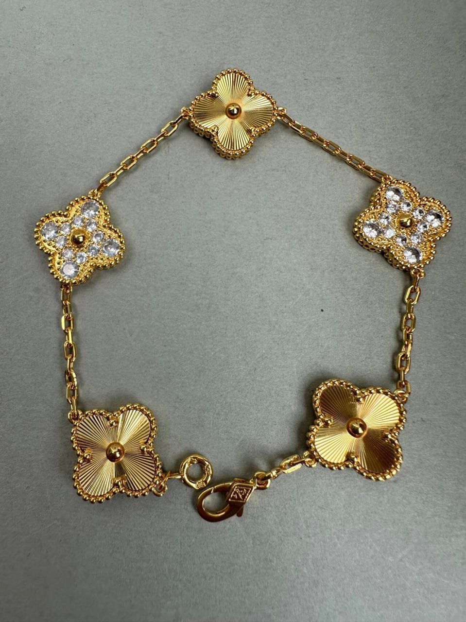  Van Cleef & Arpels bracelet -2