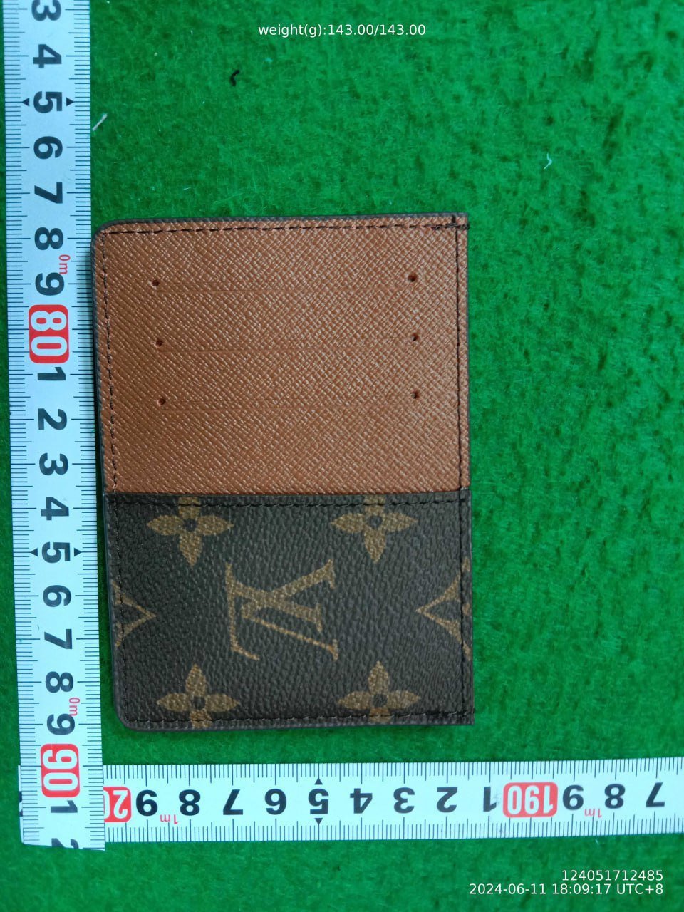 Luis Vuitton Card Holder -4