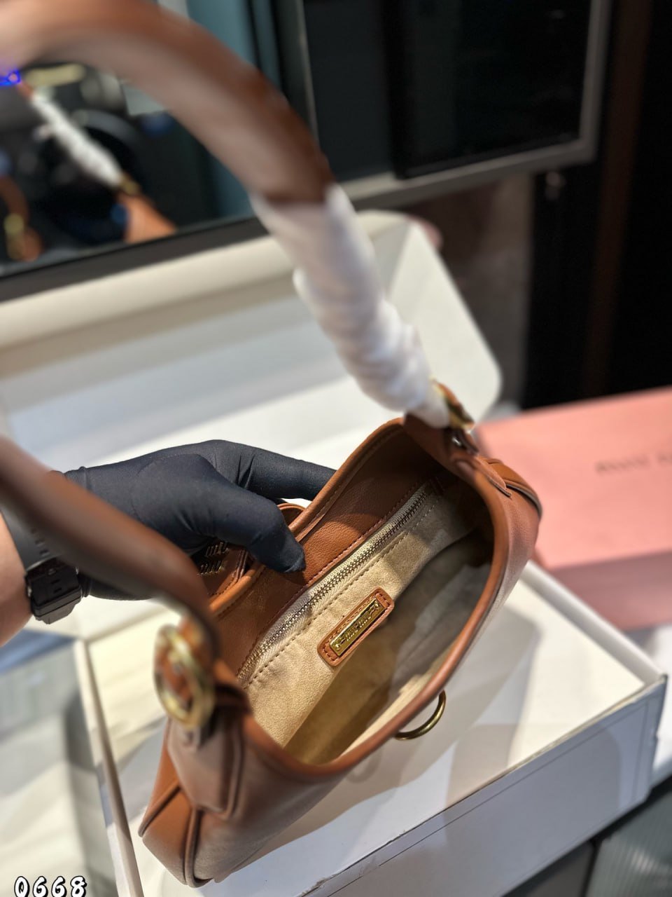 miumiu Armpit bag high quality -3